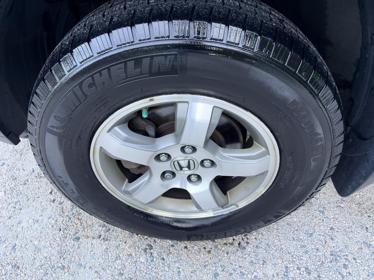 Honda Pilot EX 4WD w/Leather and Navigation 2006