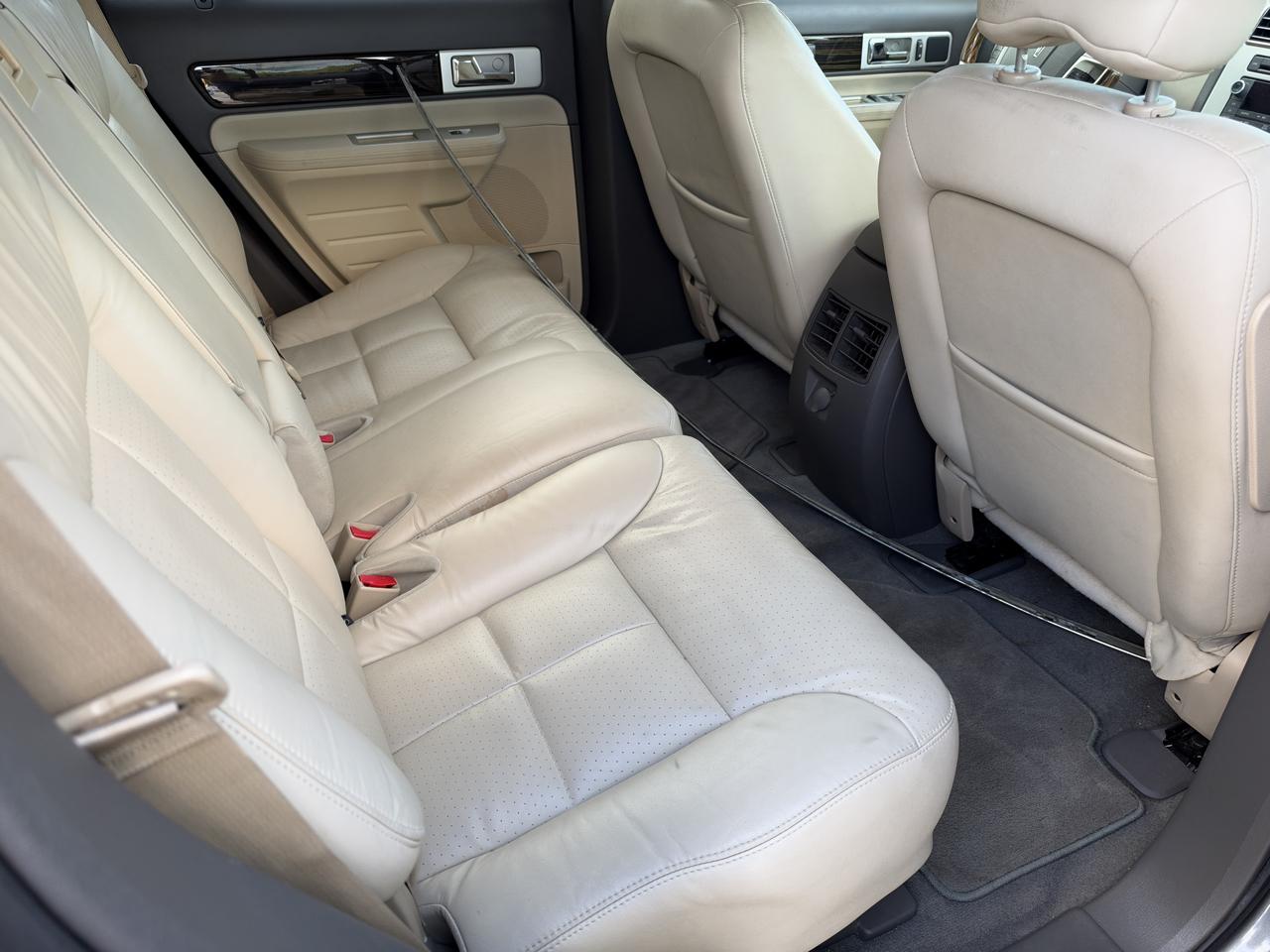 Lincoln MKX FWD 2010