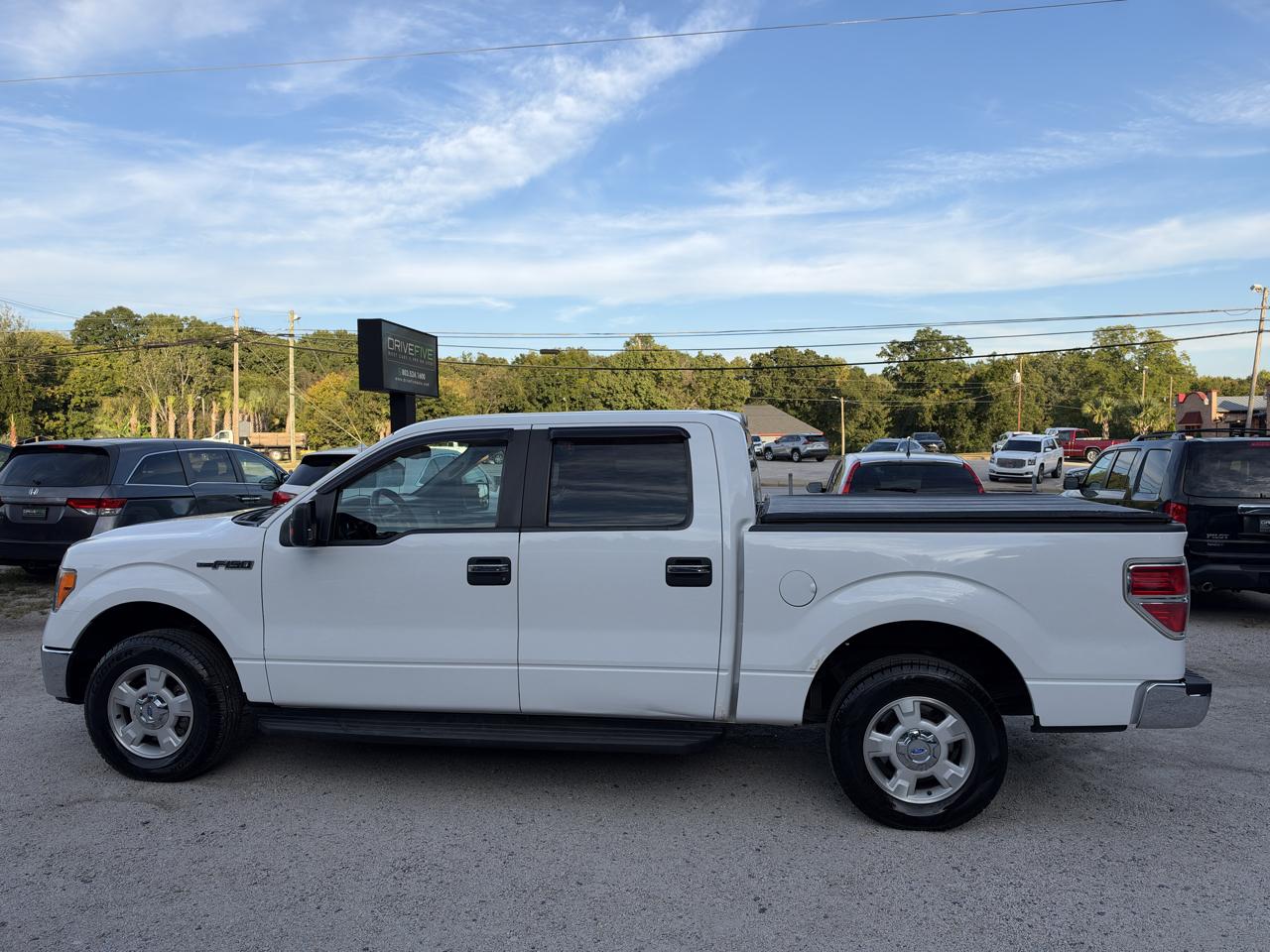 Ford F-150 2WD SuperCrew 145" XLT 2010