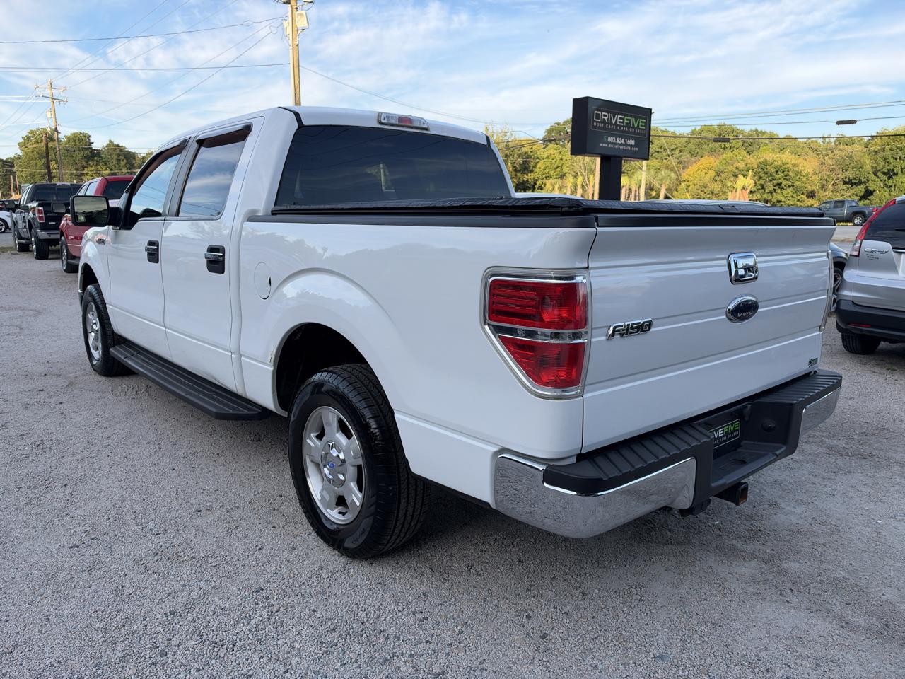 Ford F-150 2WD SuperCrew 145" XLT 2010