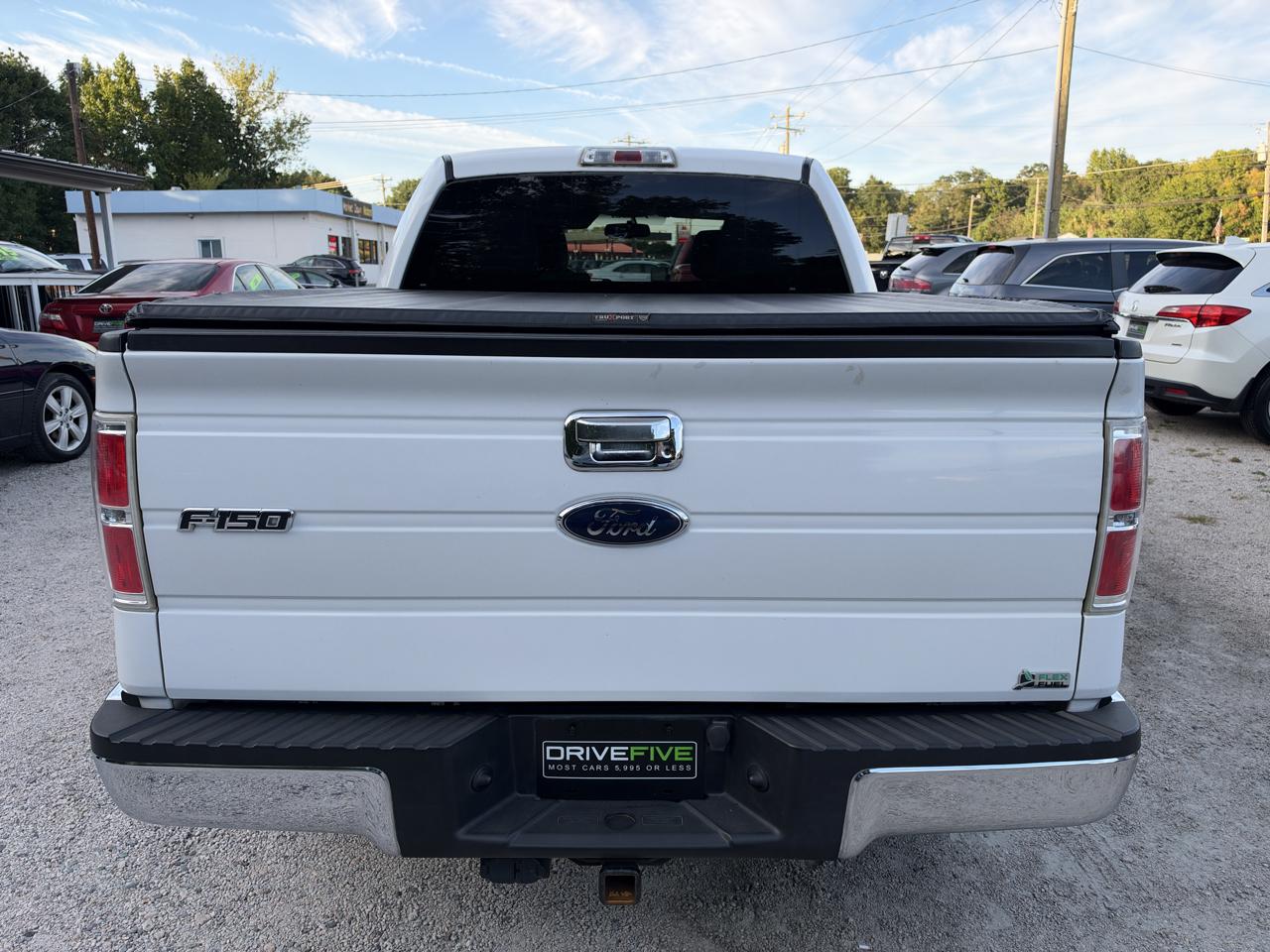 Ford F-150 2WD SuperCrew 145" XLT 2010