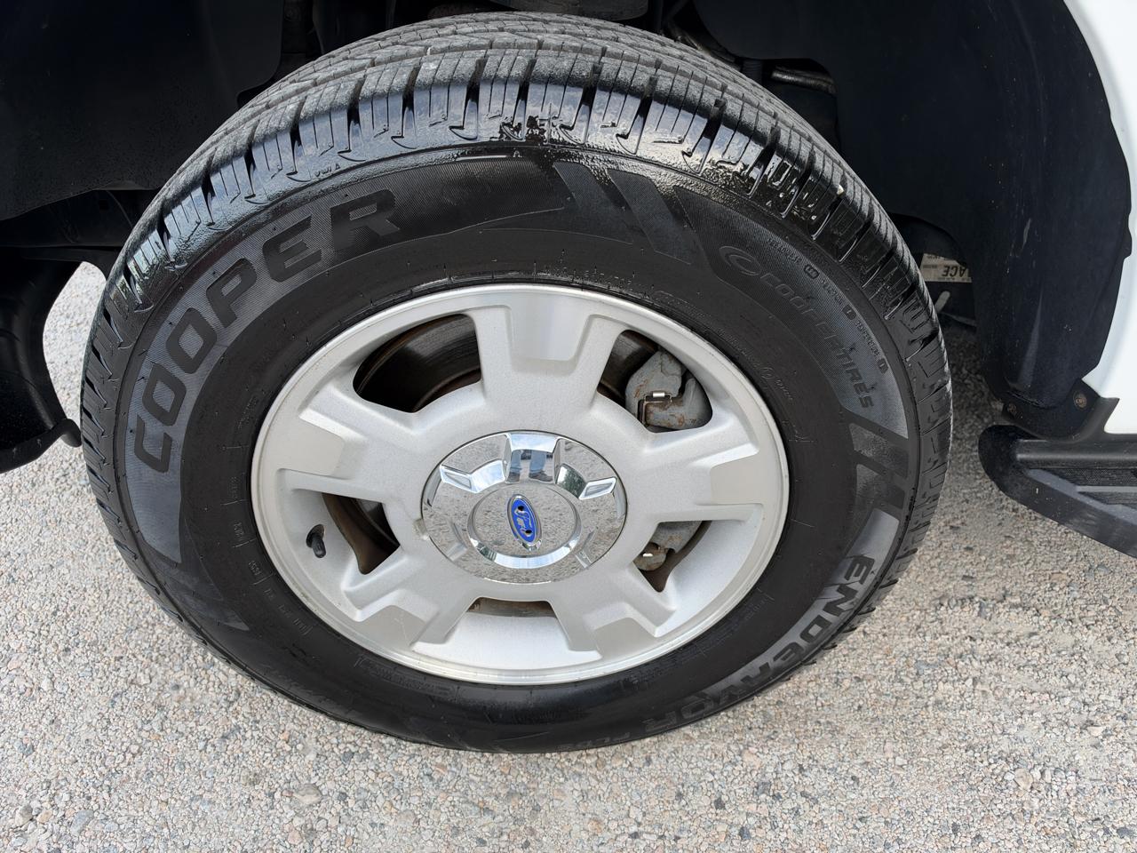 Ford F-150 2WD SuperCrew 145" XLT 2010
