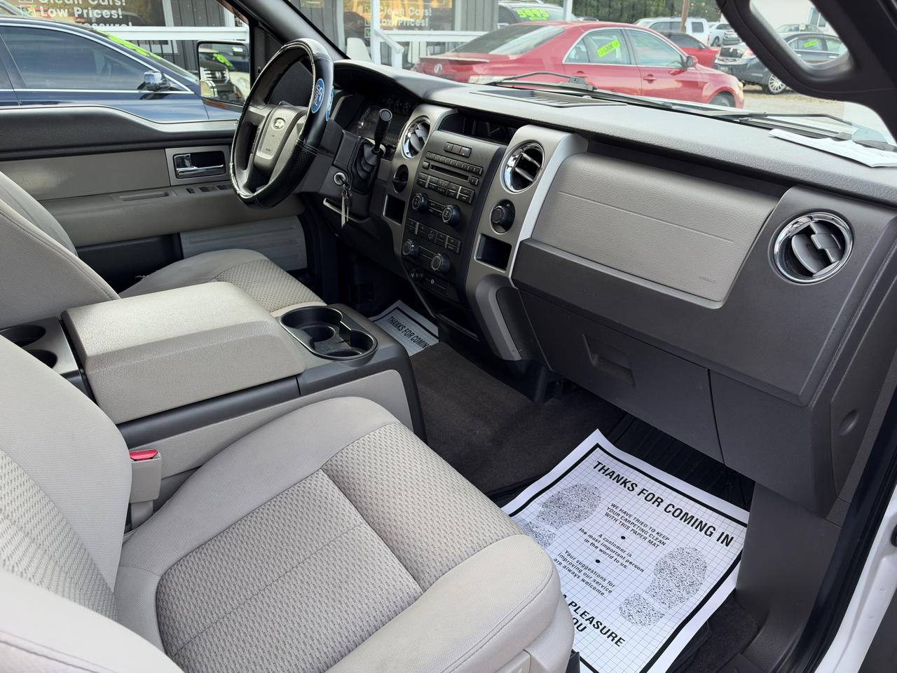Ford F-150 2WD SuperCrew 145" XLT 2010