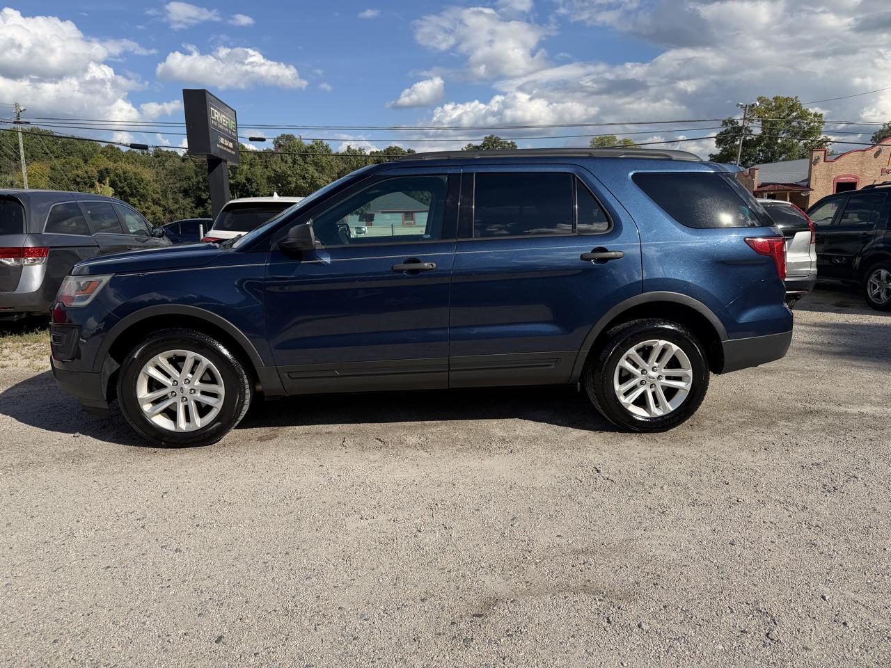 Ford Explorer Base 4WD 2016