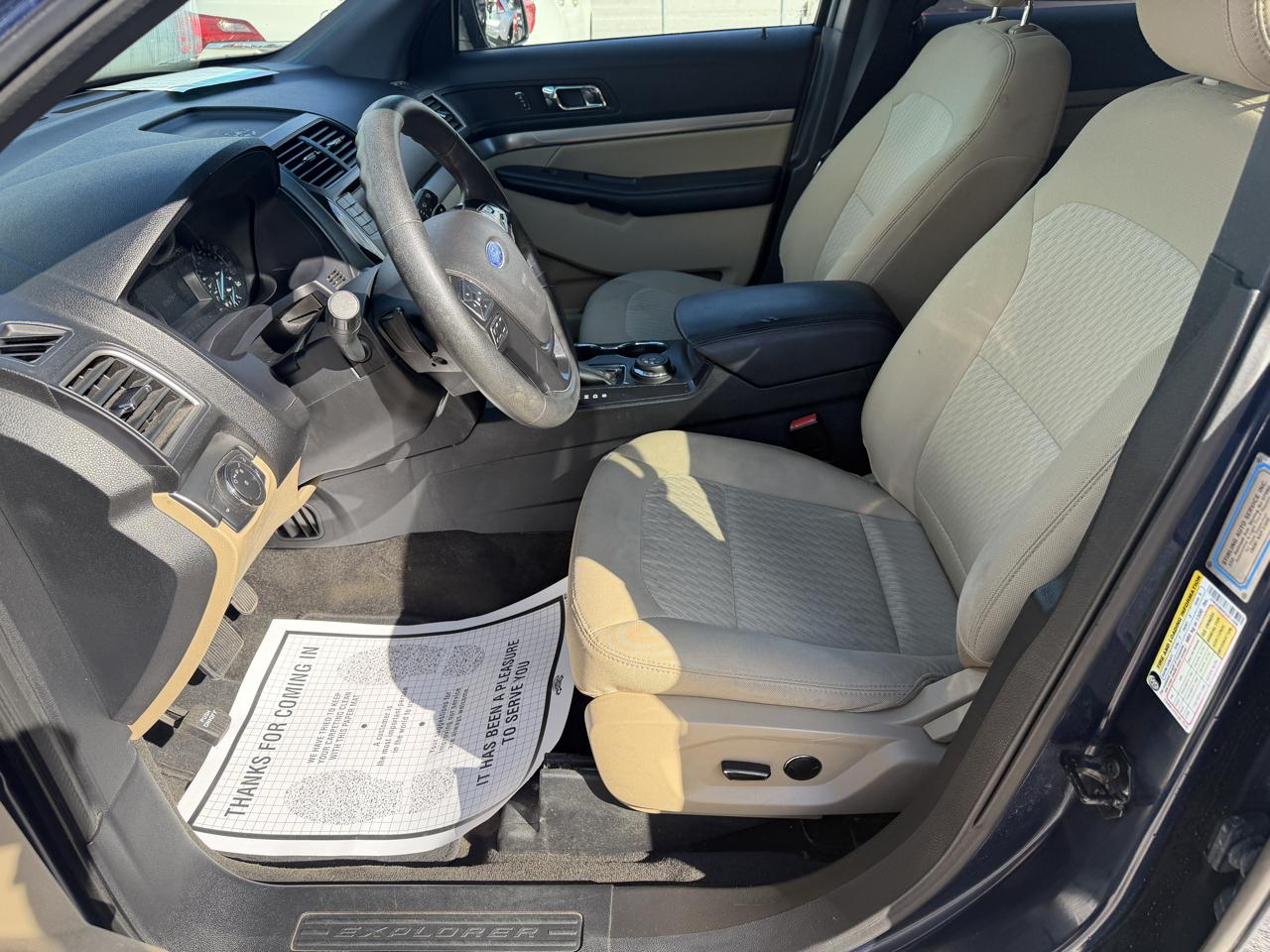 Ford Explorer Base 4WD 2016