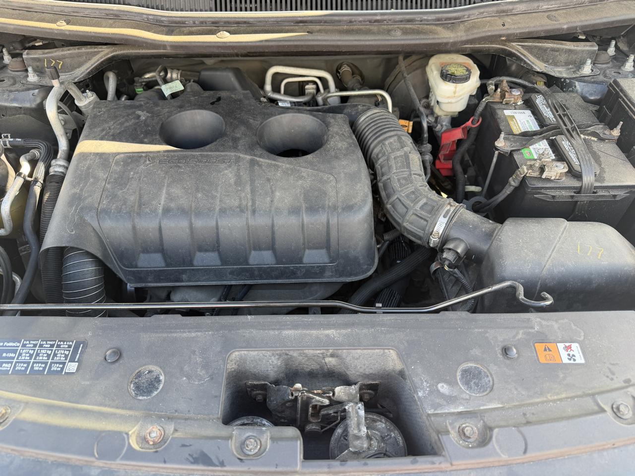 Ford Explorer Base 4WD 2016