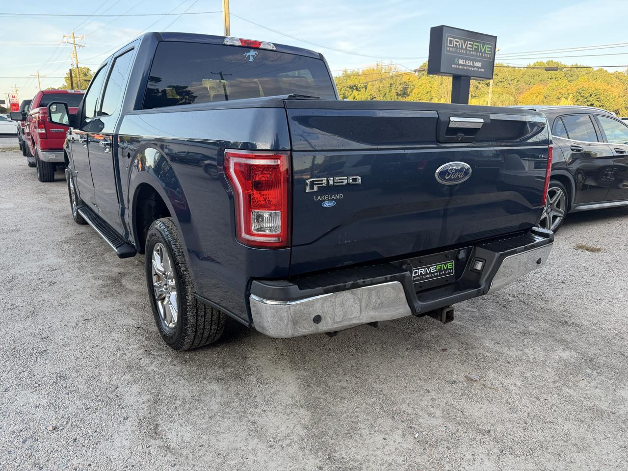 Ford F-150 2WD SuperCrew 145" XLT 2015