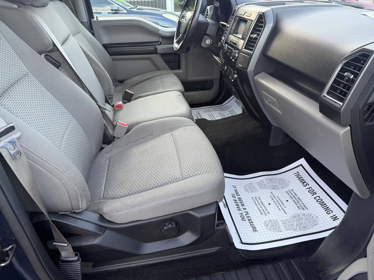 Ford F-150 2WD SuperCrew 145" XLT 2015