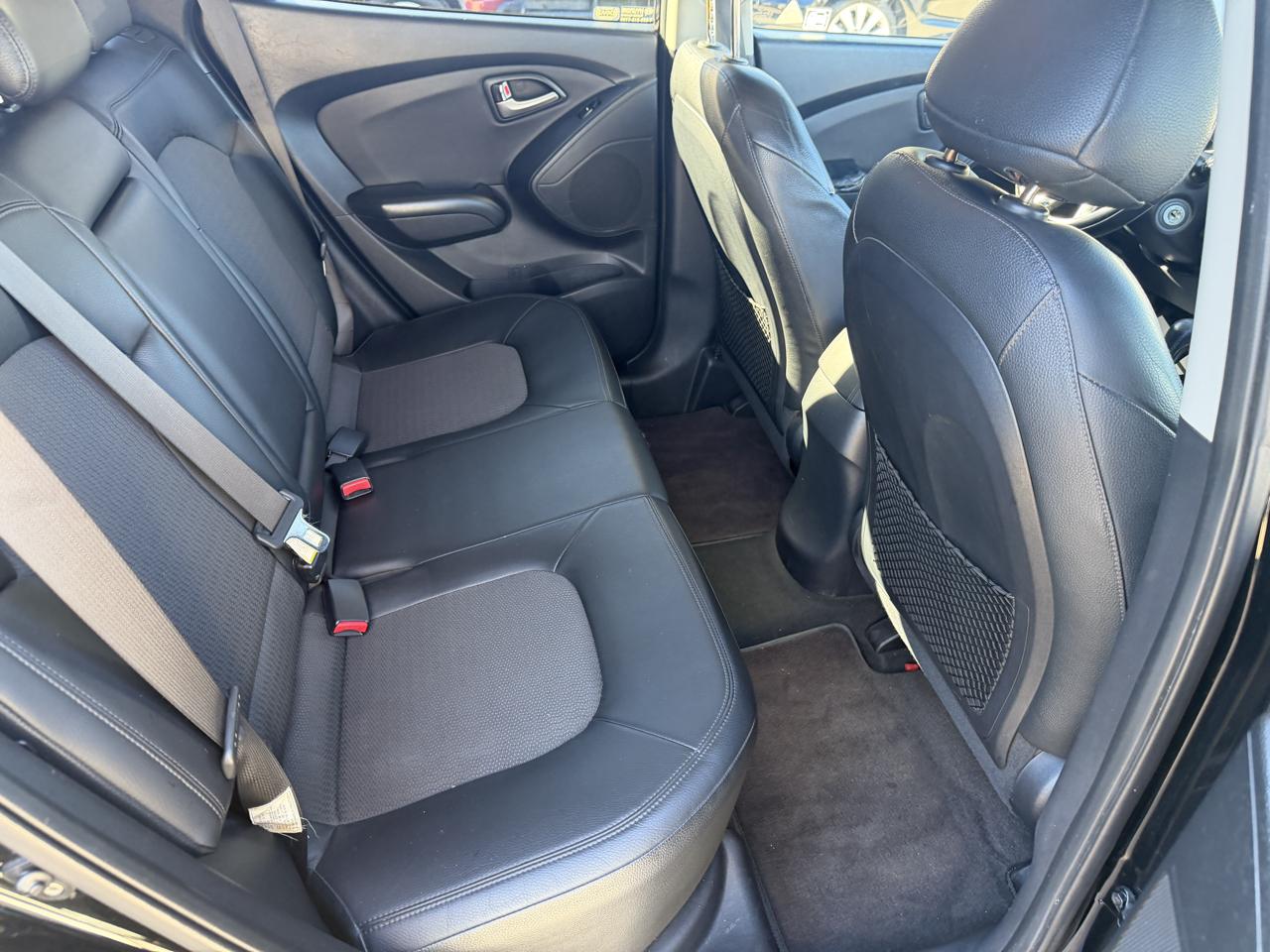 Hyundai Tucson Limited Auto AWD 2011