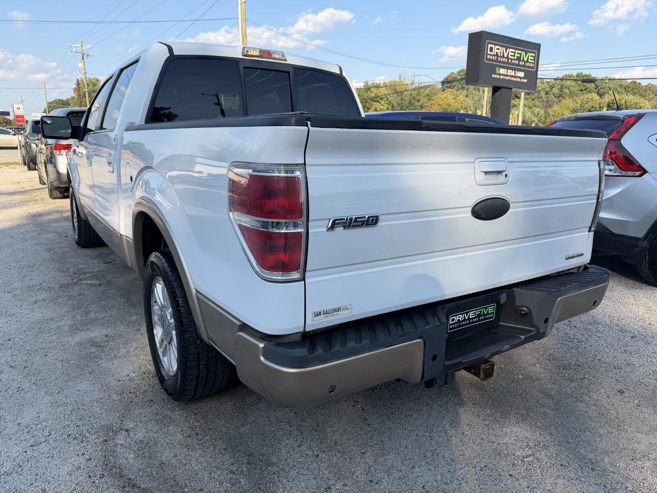 Ford F-150 2WD SuperCab 145" Lariat 2011