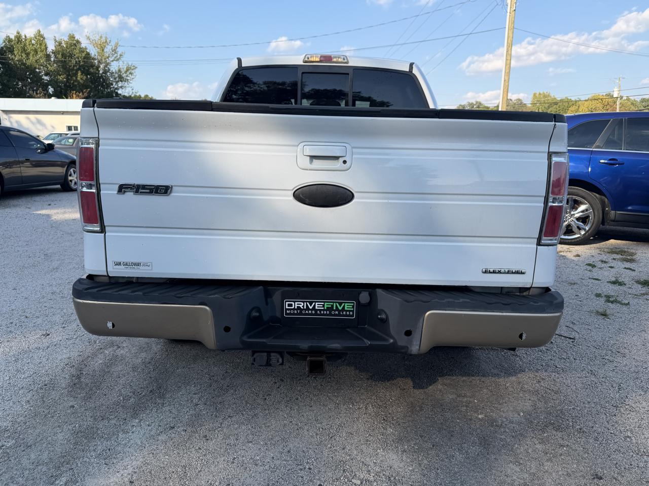 Ford F-150 2WD SuperCab 145" Lariat 2011