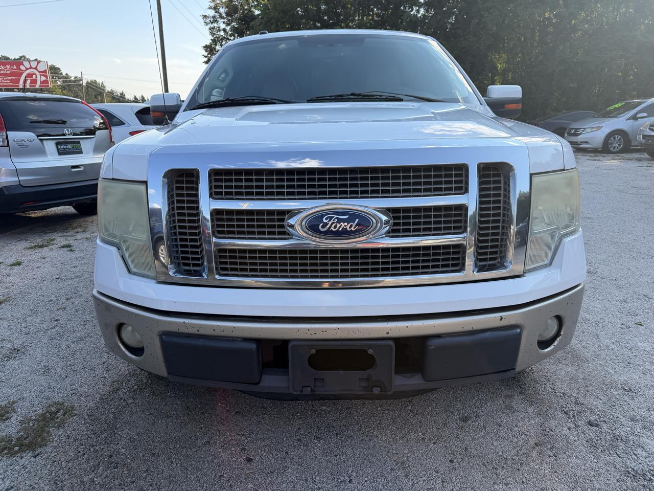 Ford F-150 2WD SuperCab 145" Lariat 2011