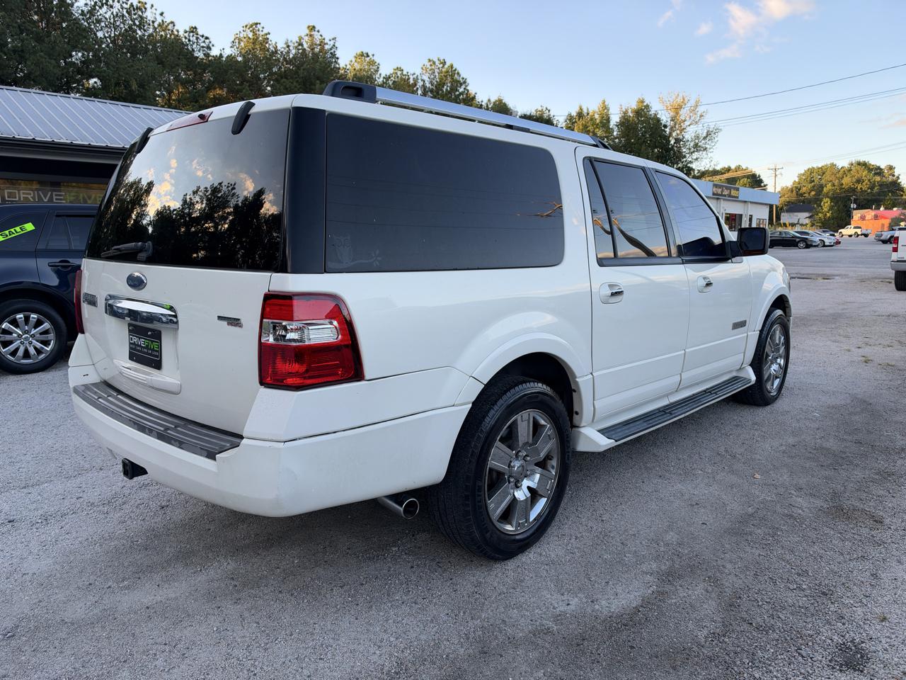 Ford Expedition EL Limited 2WD 2007
