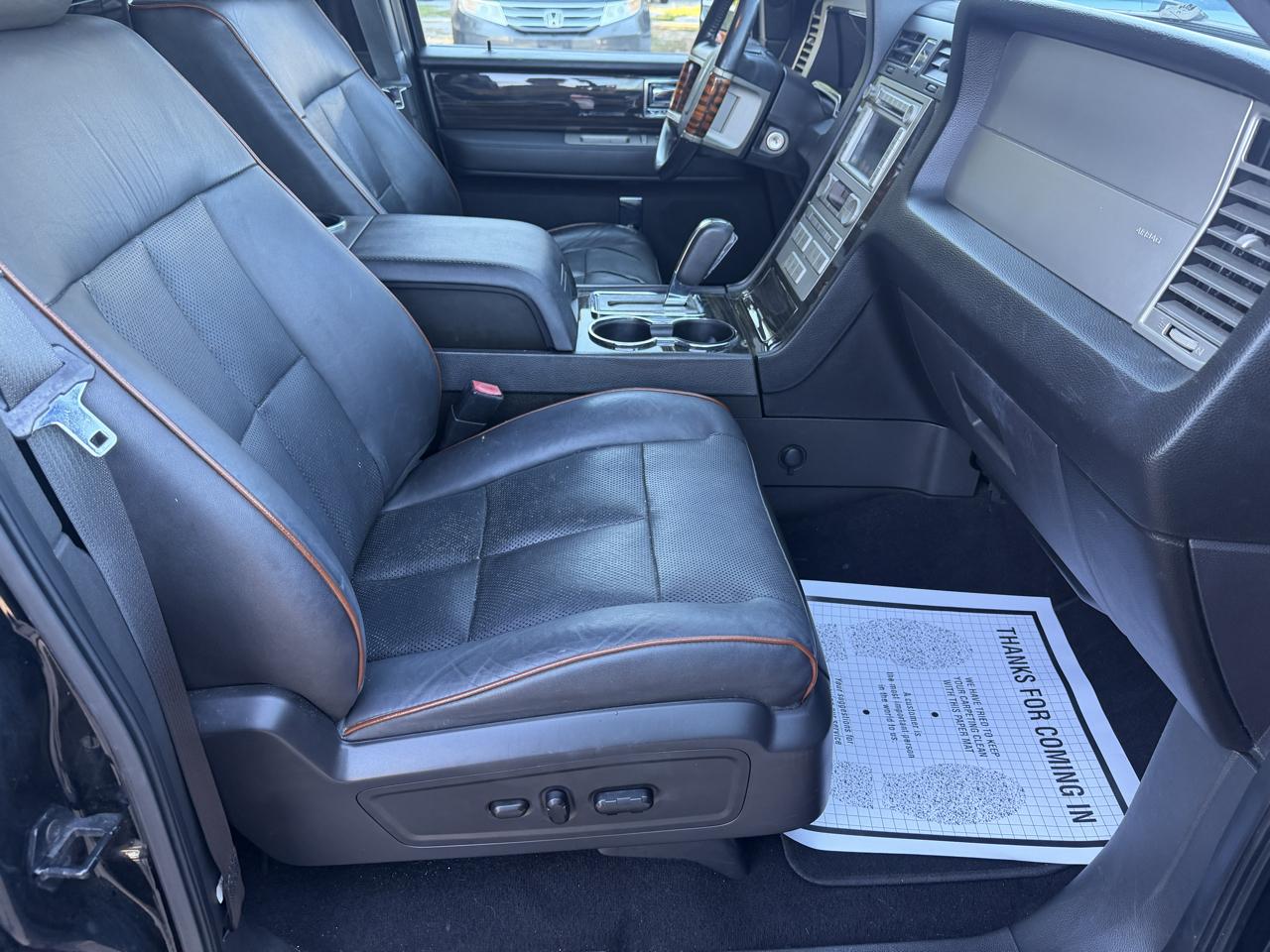 Lincoln Navigator 4WD 2008