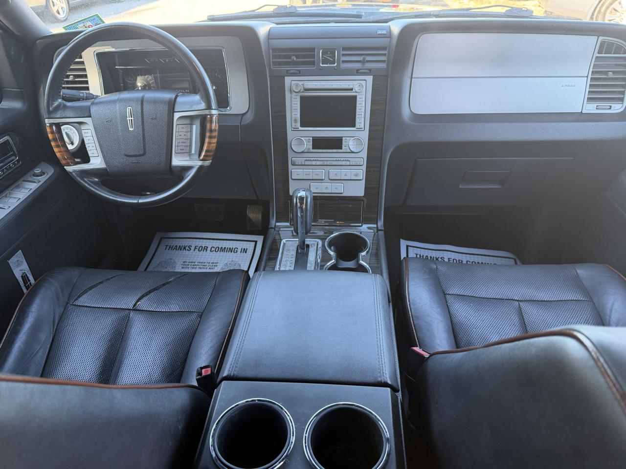 Lincoln Navigator 4WD 2008