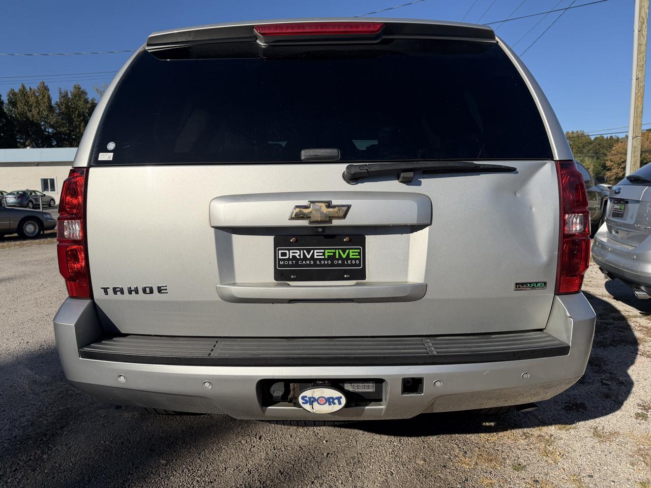 Chevrolet Tahoe LT 4WD 2011