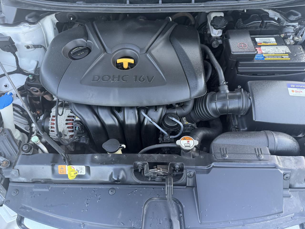 Hyundai Elantra Limited 2012