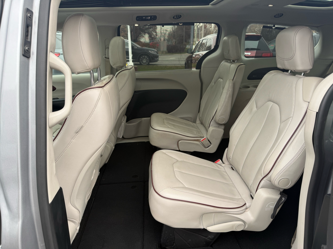 Chrysler Pacifica Limited FWD 2020