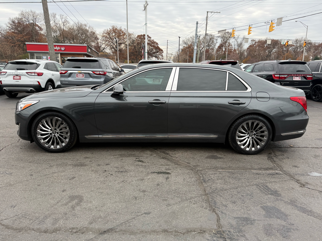 Genesis G90 3.3T Premium RWD 2019