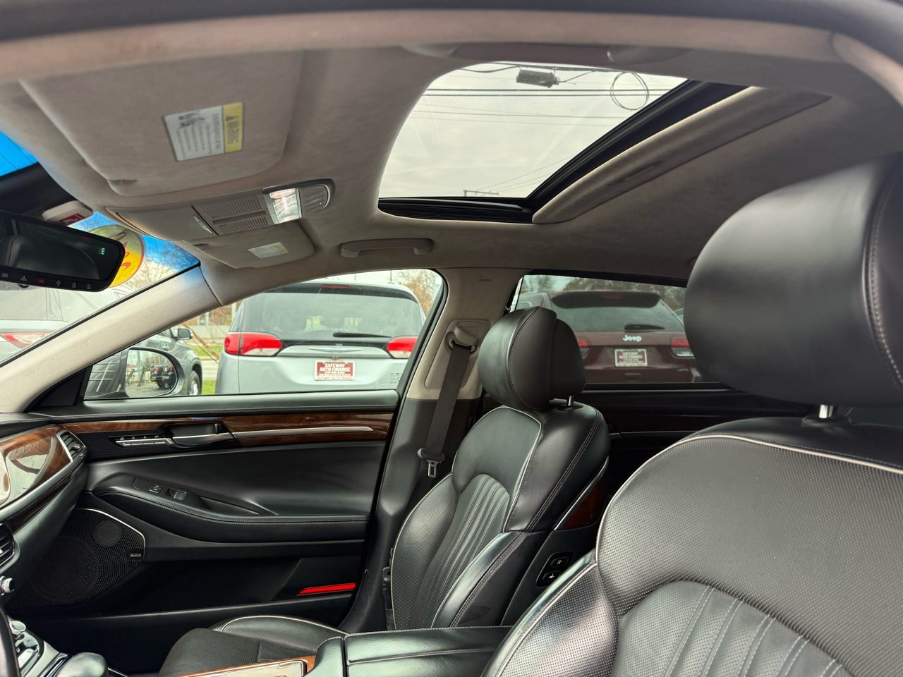 Genesis G90 3.3T Premium RWD 2019