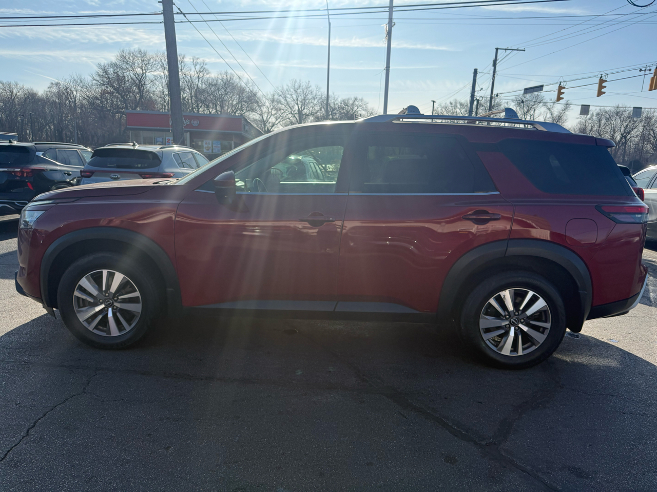 Nissan Pathfinder SL 4WD 2022