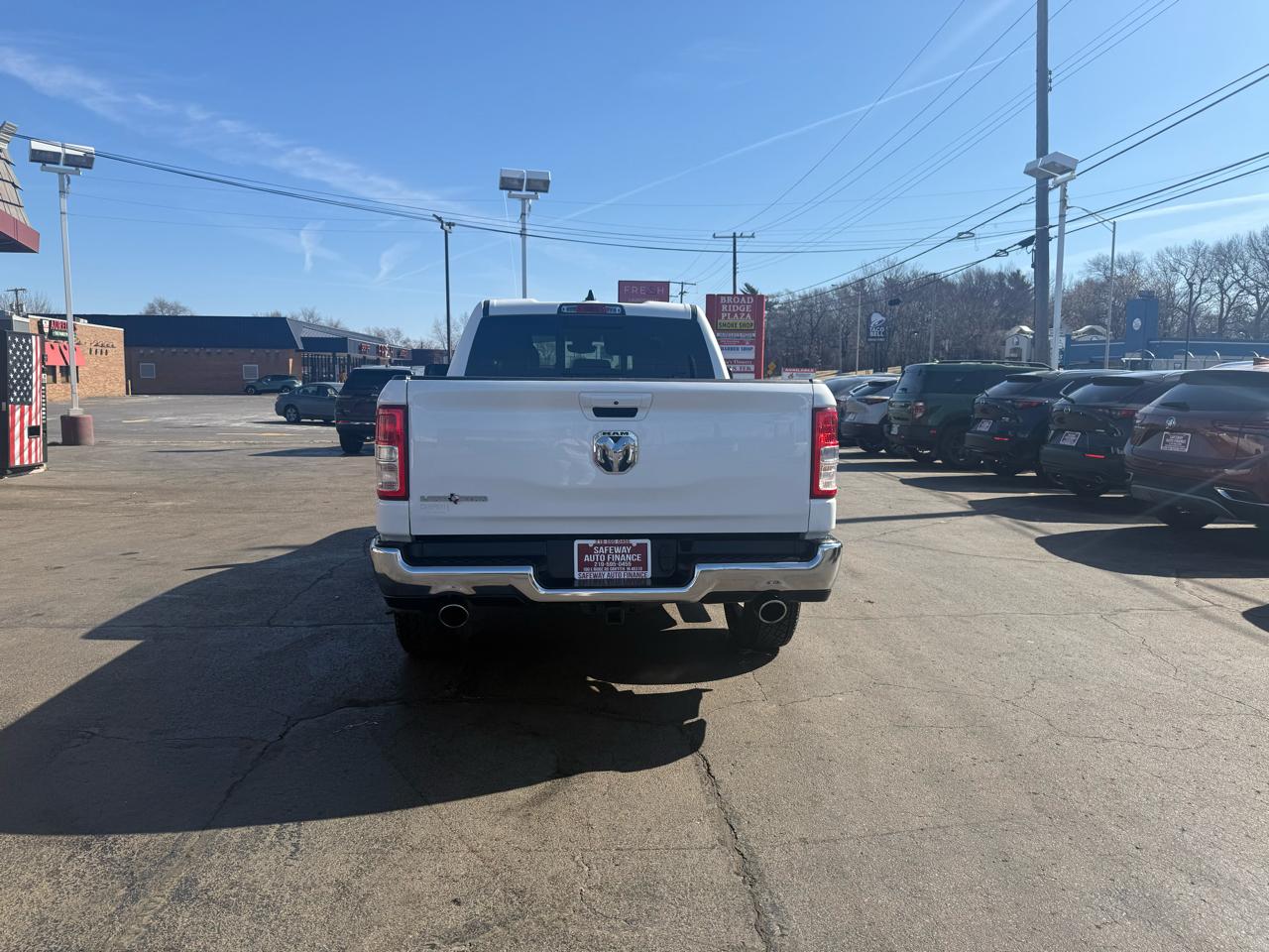 RAM 1500 Lone Star 4x2 Quad Cab 6'4" Box 2022