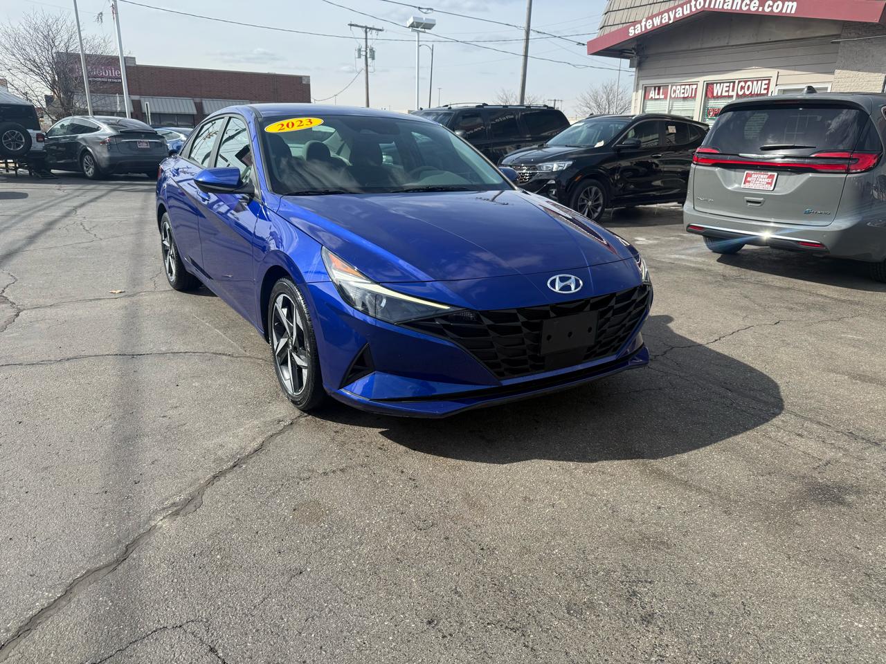 2023 Hyundai Elantra SEL IVT