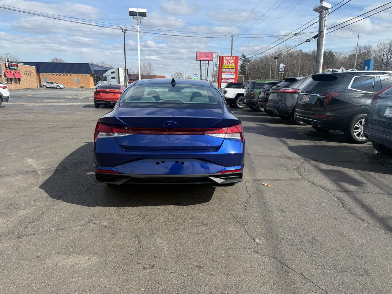 Hyundai Elantra SEL IVT 2023