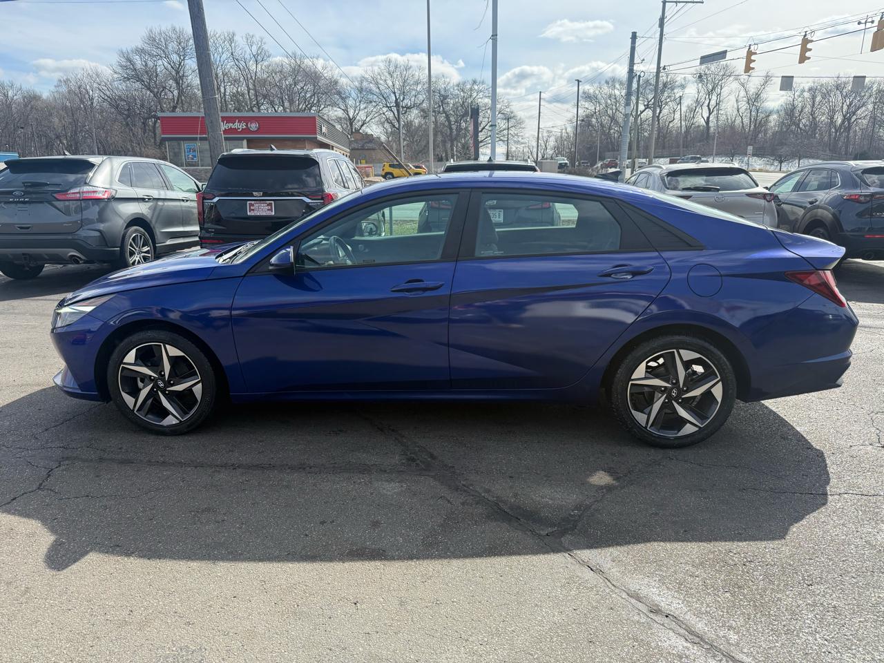 Hyundai Elantra SEL IVT 2023