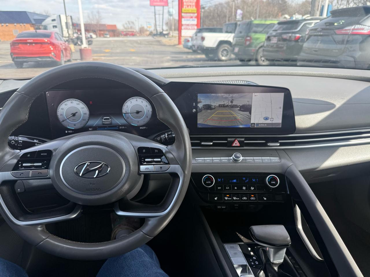 Hyundai Elantra SEL IVT 2023