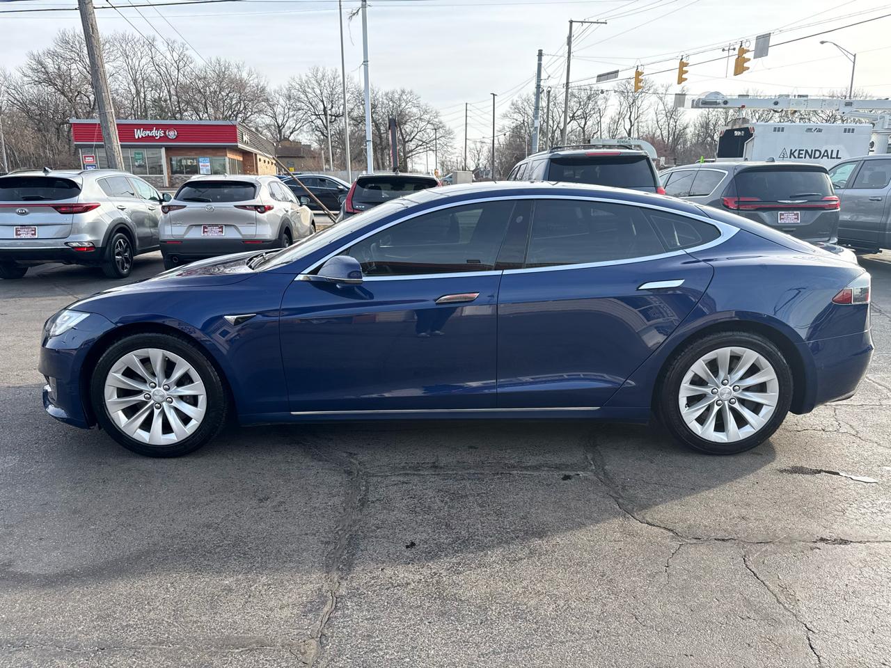 Tesla Model S 4dr Sdn RWD 70 kWh Battery 2016