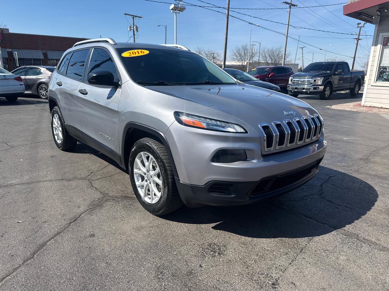 2016 Jeep Cherokee 4WD 4dr Sport