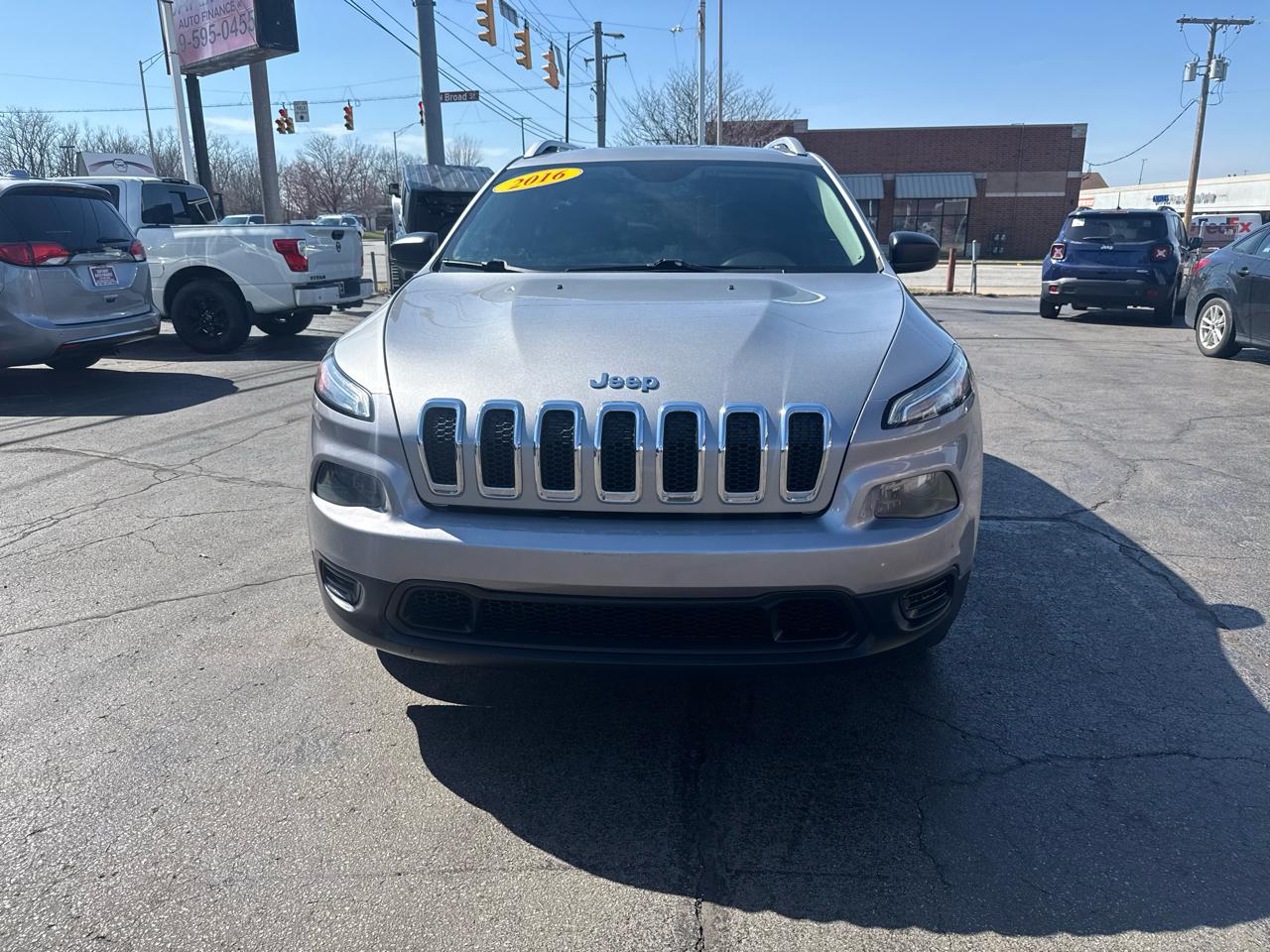 Jeep Cherokee 4WD 4dr Sport 2016