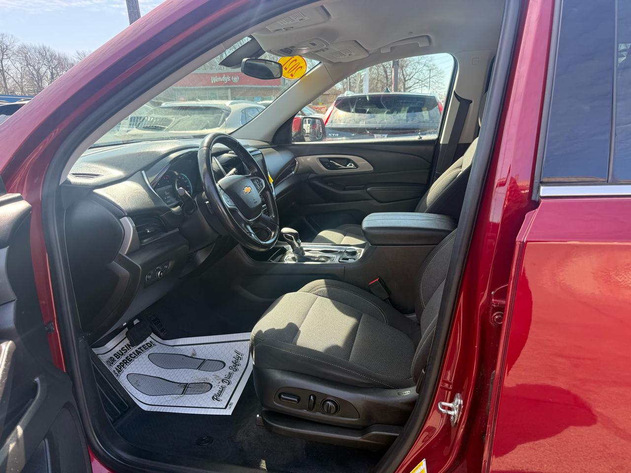 Chevrolet Traverse AWD 4dr LT Cloth w/1LT 2021