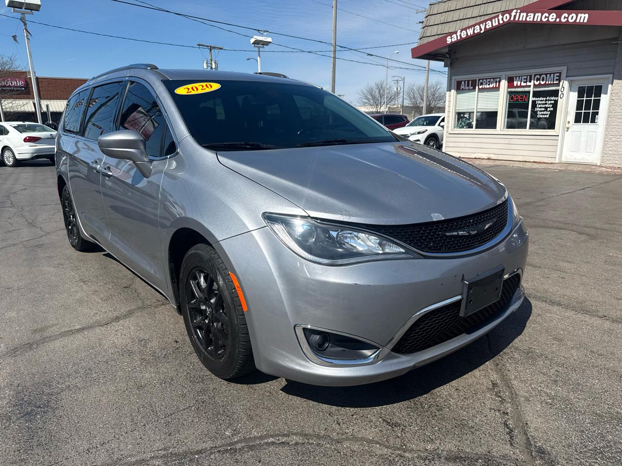 2020 Chrysler Pacifica Touring L FWD