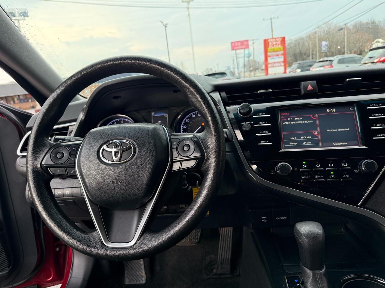 Toyota Camry XLE Auto (Natl) 2018