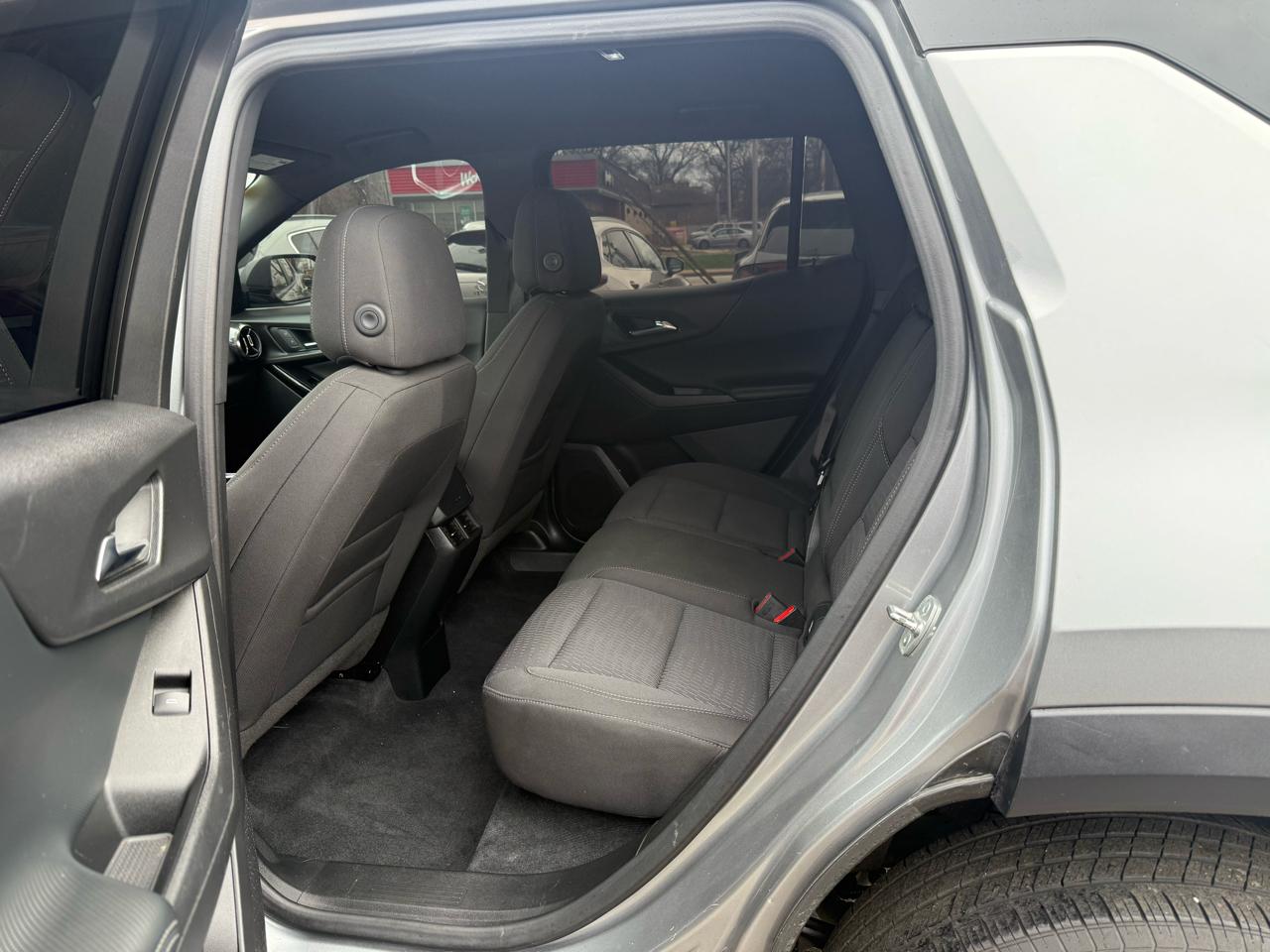 Chevrolet Equinox FWD 4dr LT w/1LT 2025