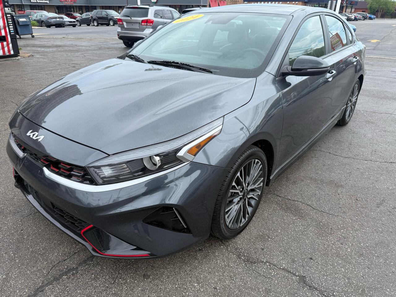 Kia Forte GT-Line IVT 2024