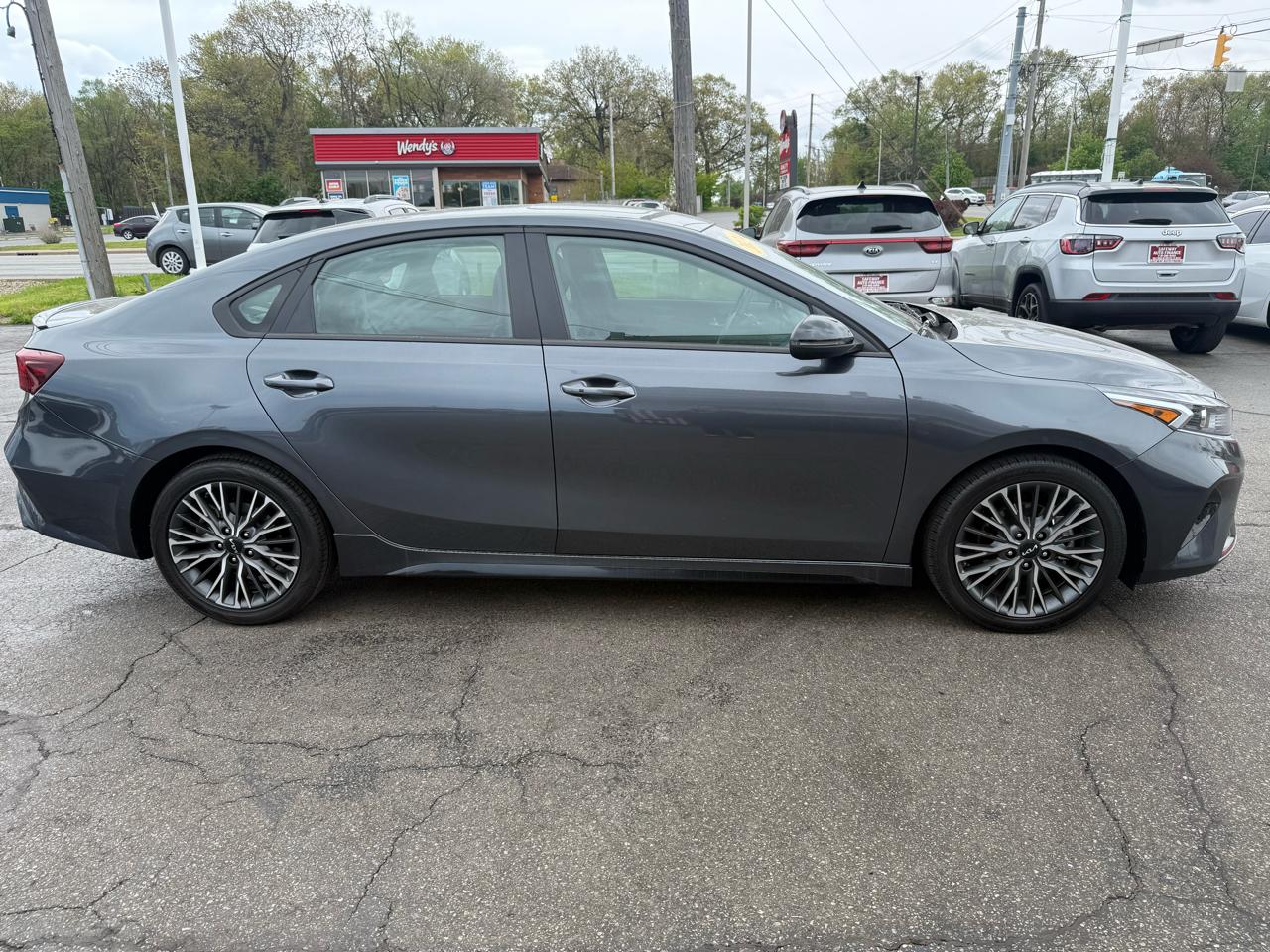 Kia Forte GT-Line IVT 2024