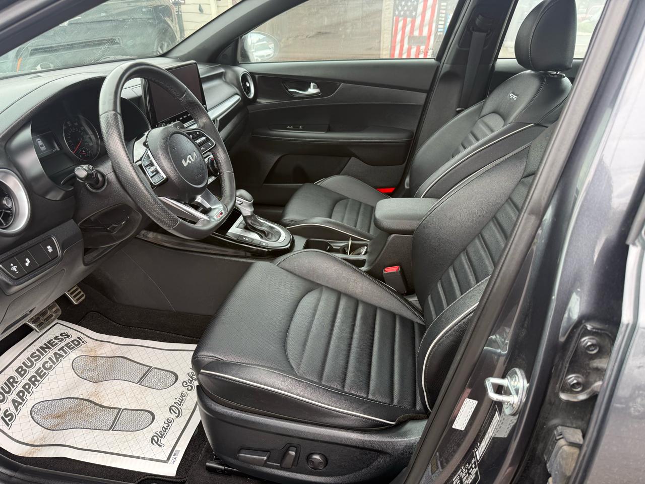 Kia Forte GT-Line IVT 2024