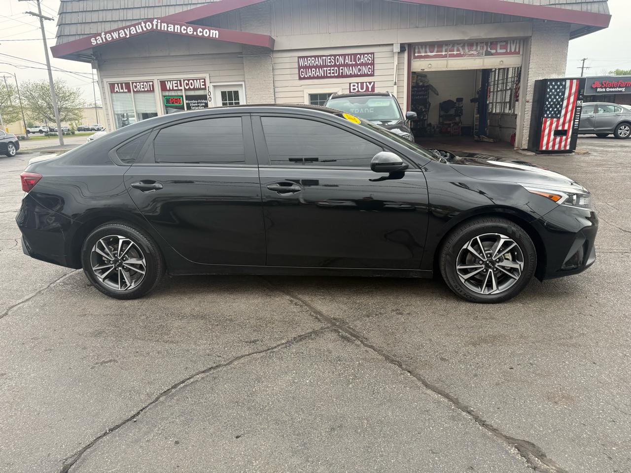 Kia Forte LXS IVT 2023