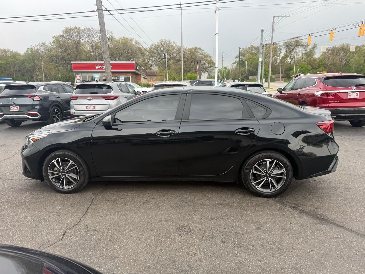 Kia Forte LXS IVT 2023