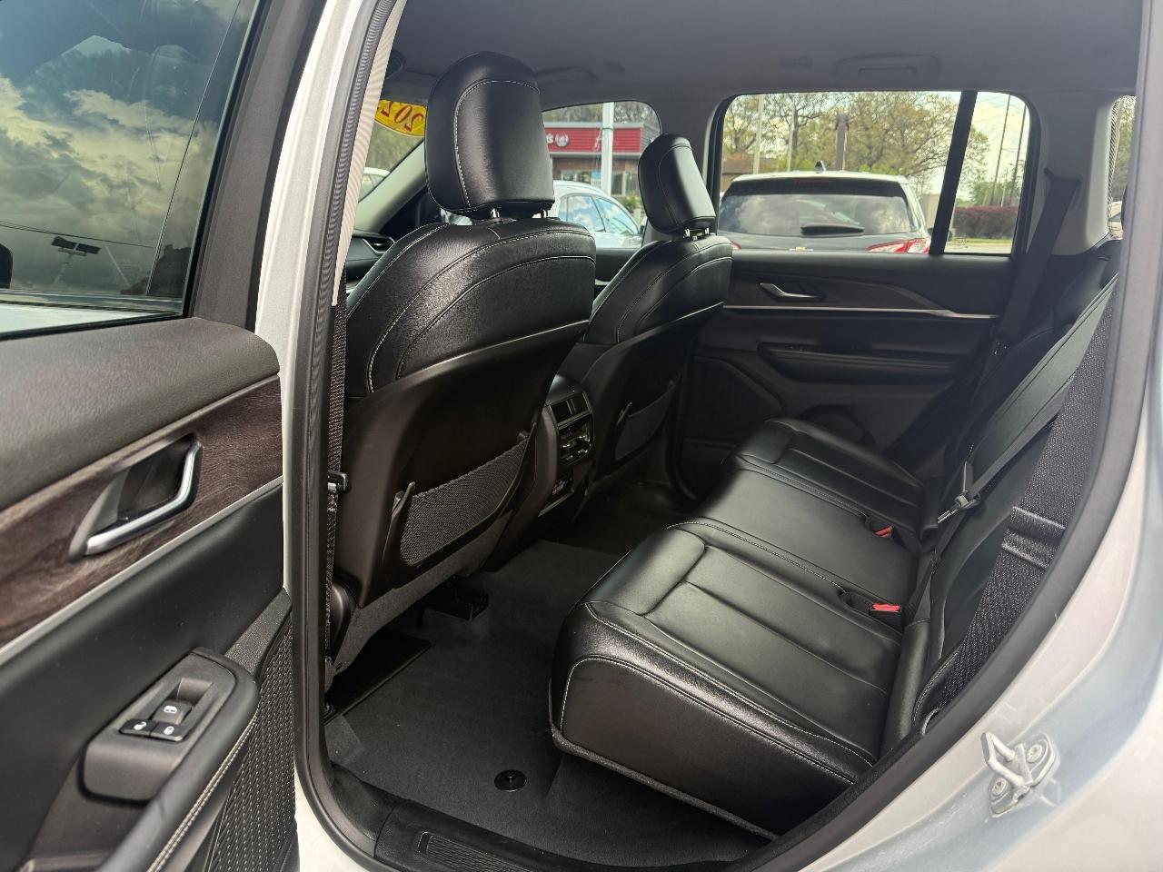 Jeep Grand Cherokee Limited 4x4 2023
