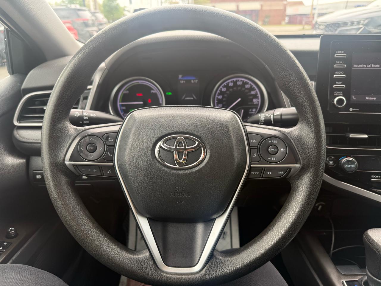 Toyota Camry Hybrid LE CVT (Natl) 2023