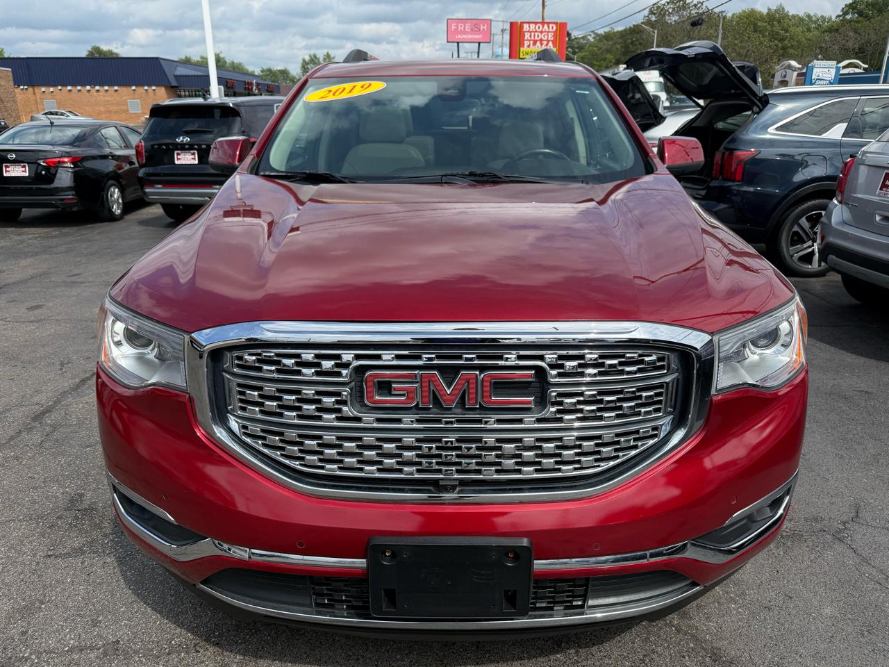 GMC Acadia AWD 4dr Denali 2019