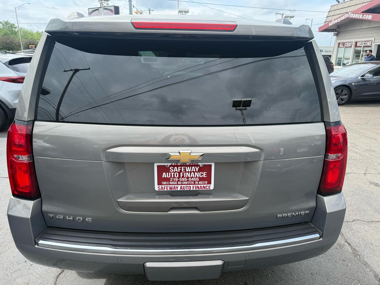 Chevrolet Tahoe 4WD 4dr Premier 2019