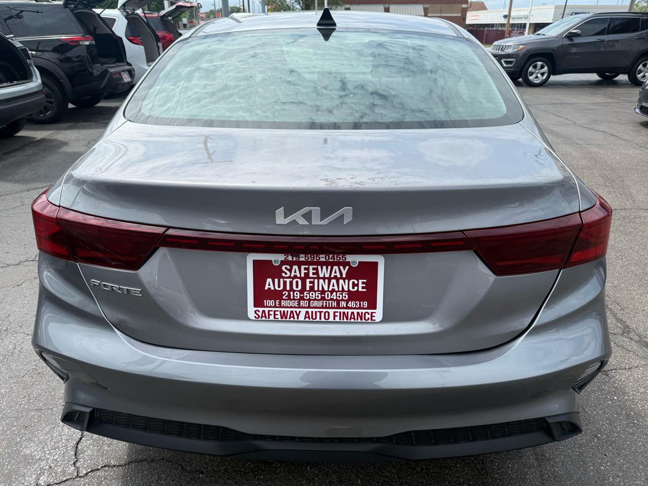 Kia Forte LXS IVT 2023
