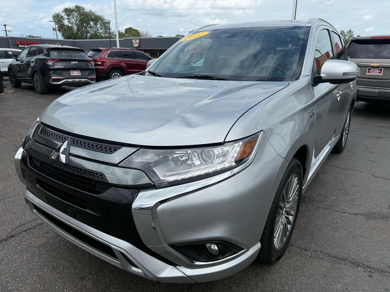 Mitsubishi Outlander PHEV SEL S-AWC 2022