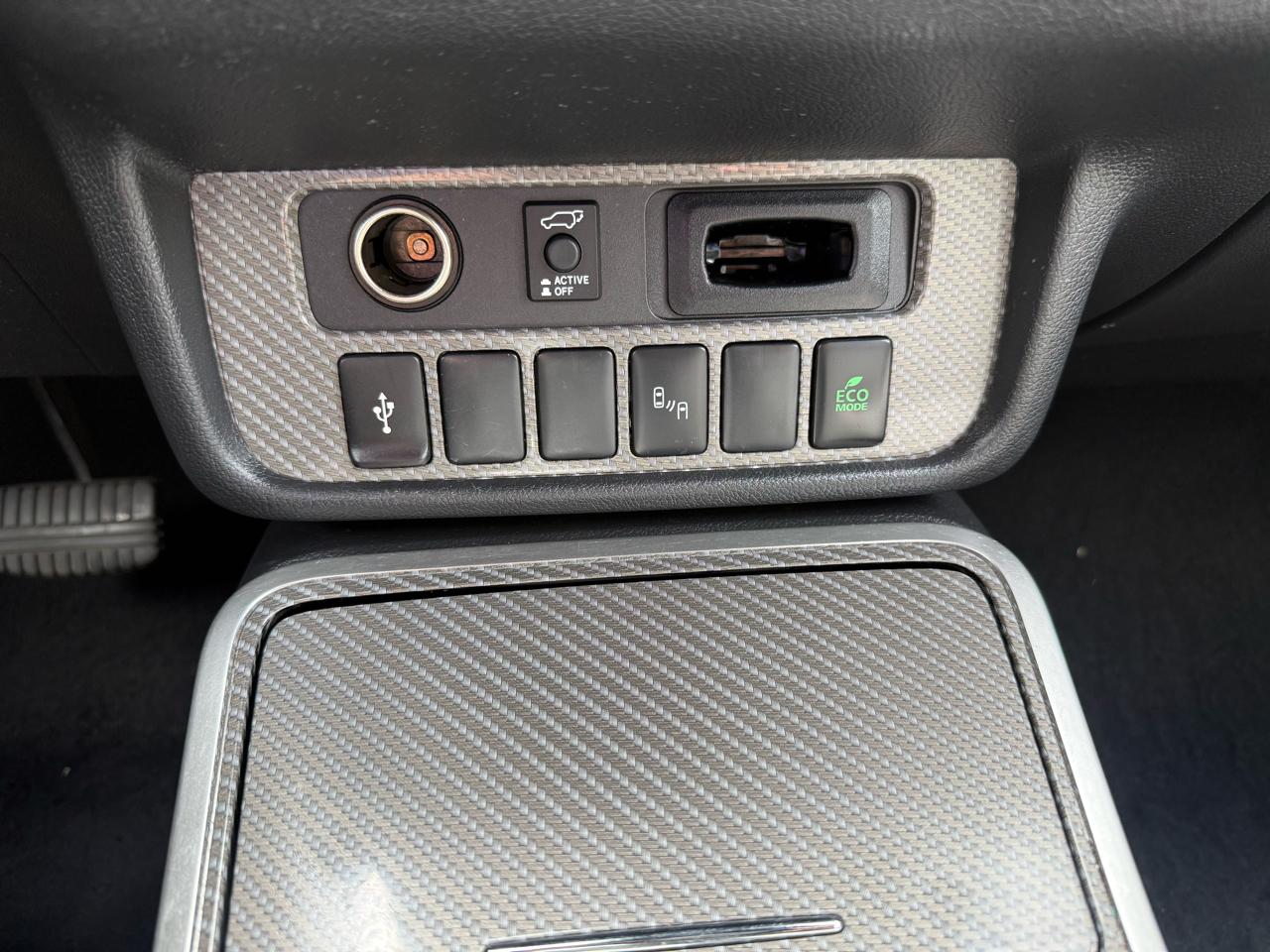 Mitsubishi Outlander PHEV SEL S-AWC 2022