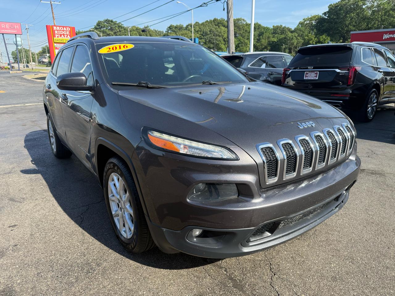 2016 Jeep Cherokee Latitude's photo
